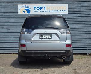 2006 MITSUBISHI outlander - Thumbnail