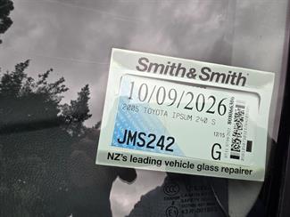 2005 Toyota IPSUM - Thumbnail