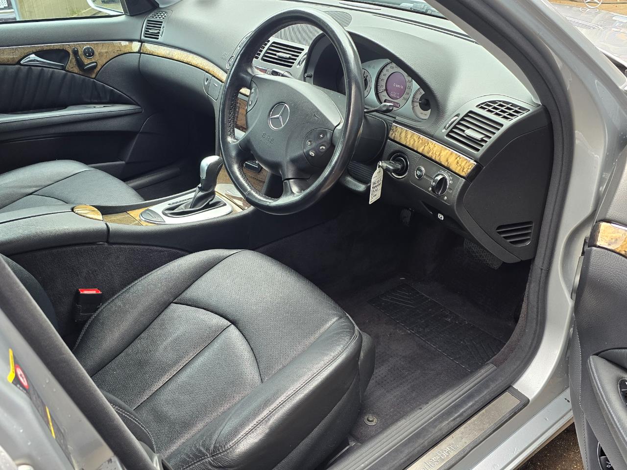 2006 Mercedes-Benz E 350