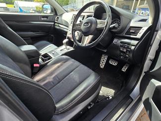 2011 Subaru Legacy - Thumbnail