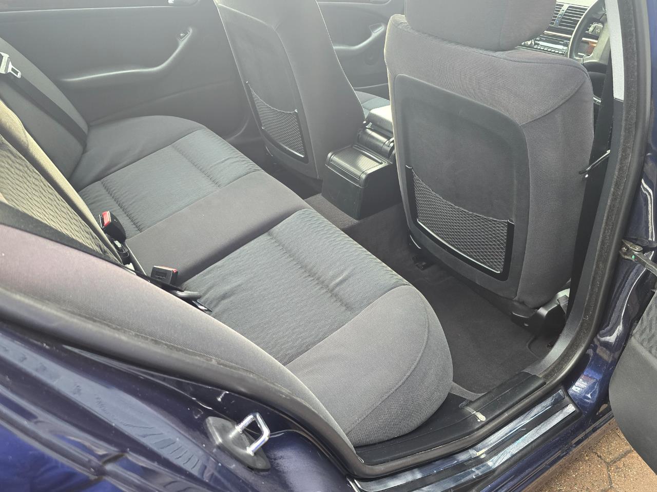 2001 BMW 330i