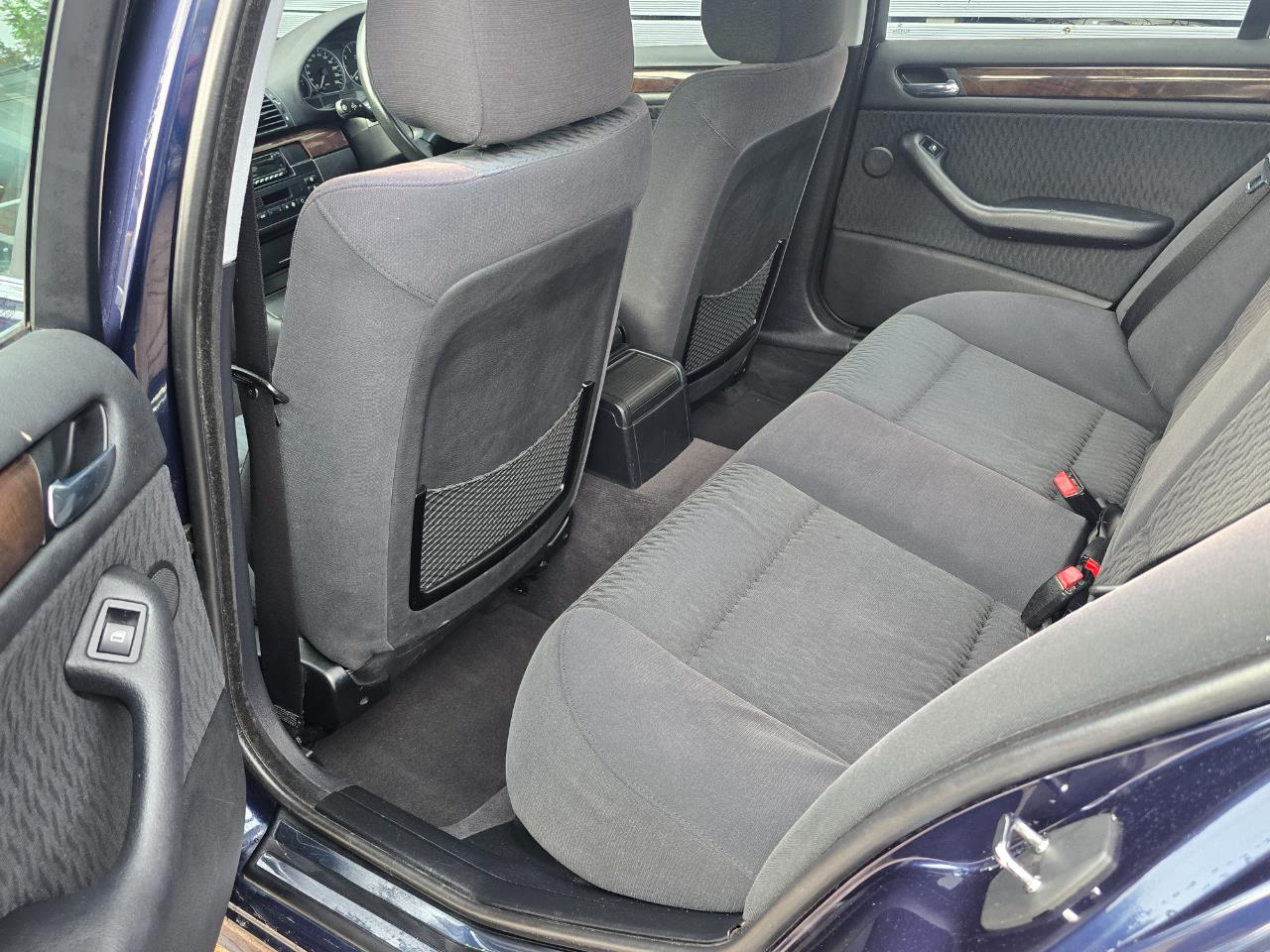2001 BMW 330i
