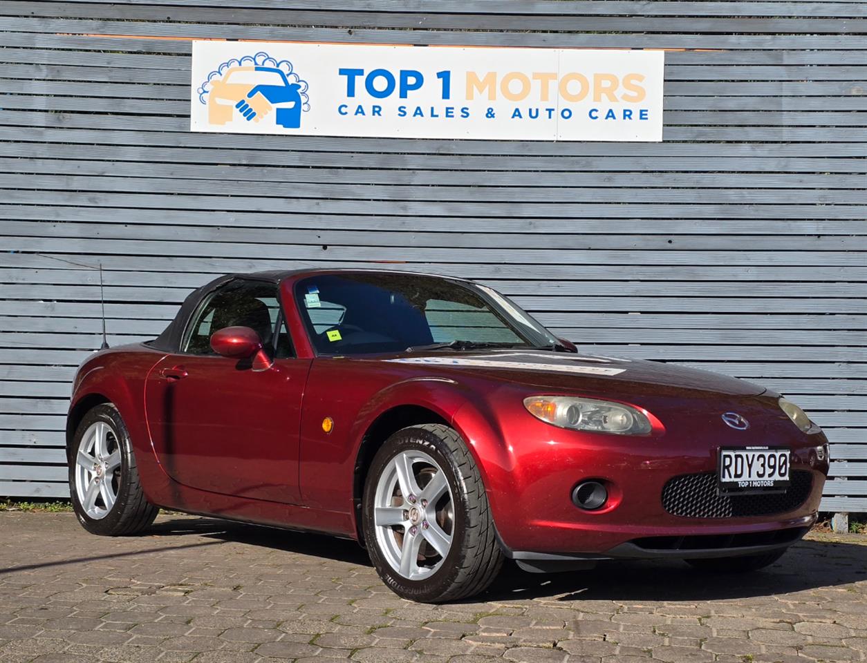 2005 Mazda mx5
