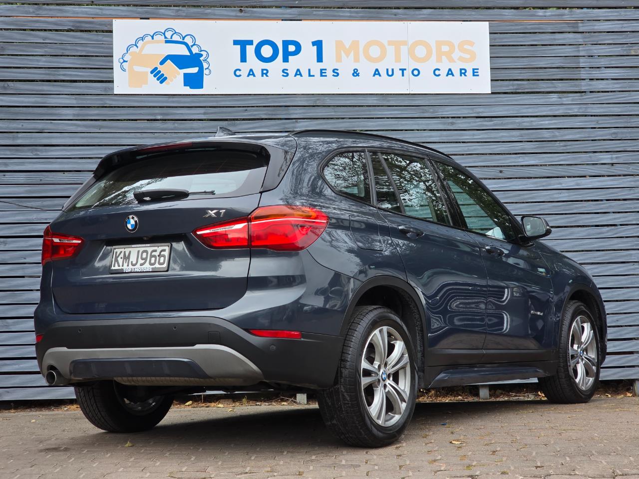 2017 BMW X1