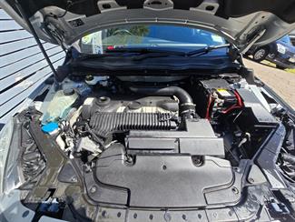 2013 Volvo V40 - Thumbnail