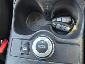 2016 Nissan X-TRAIL - Thumbnail