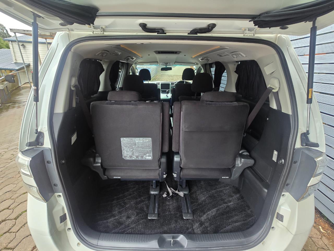 2012 Toyota vellfire