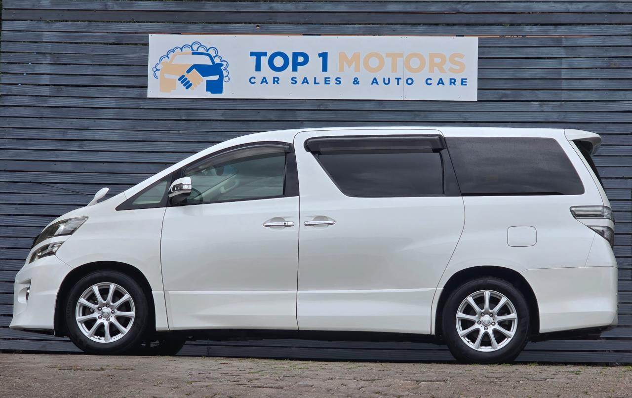 2012 Toyota vellfire