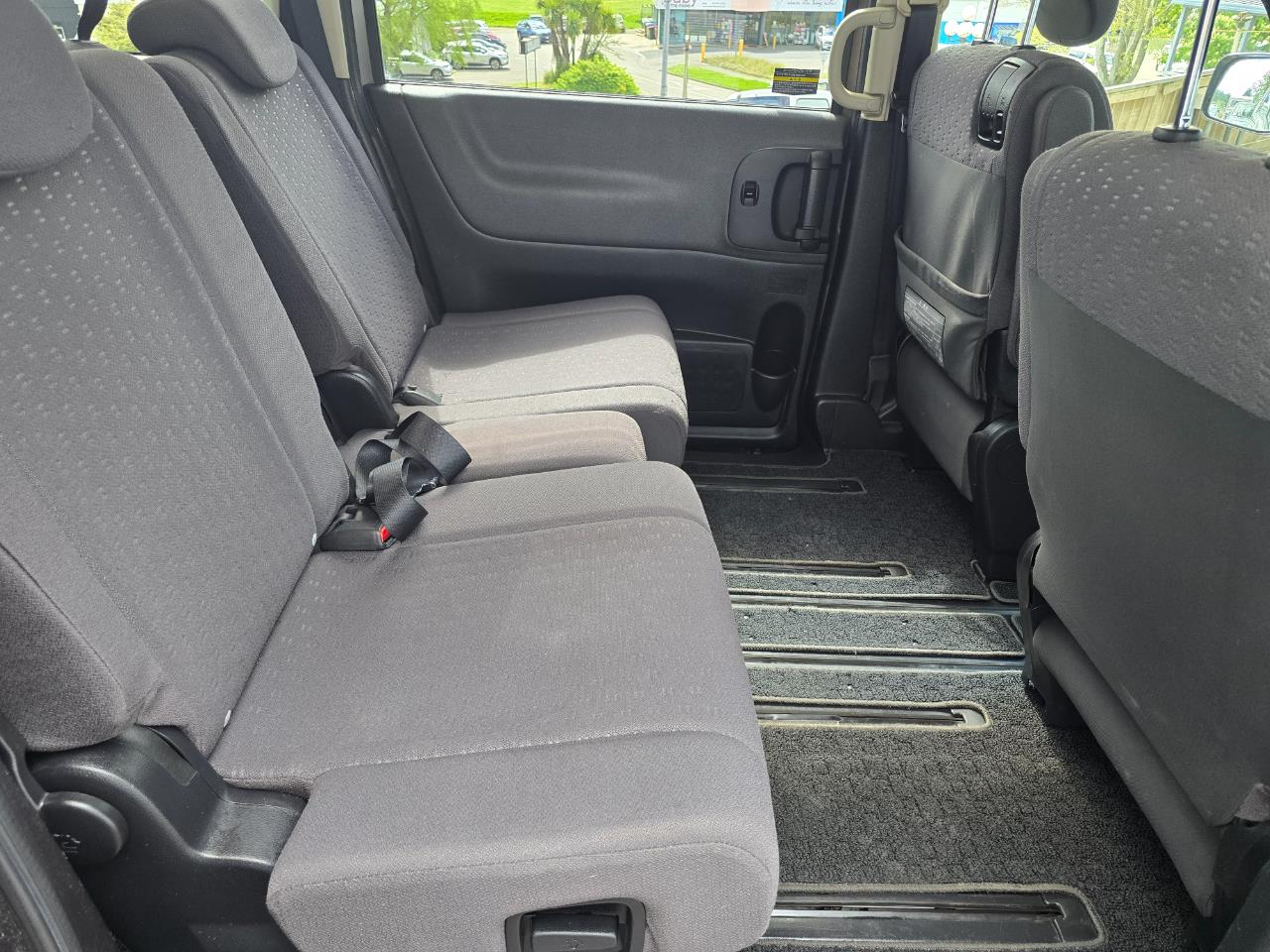 2005 NISSAN Serena