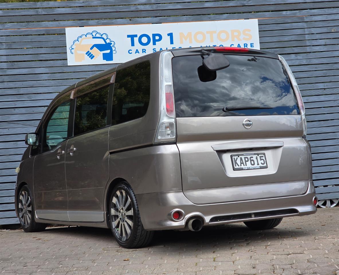 2005 NISSAN Serena