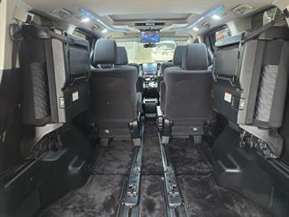 2017 Toyota ALPHARD - Thumbnail