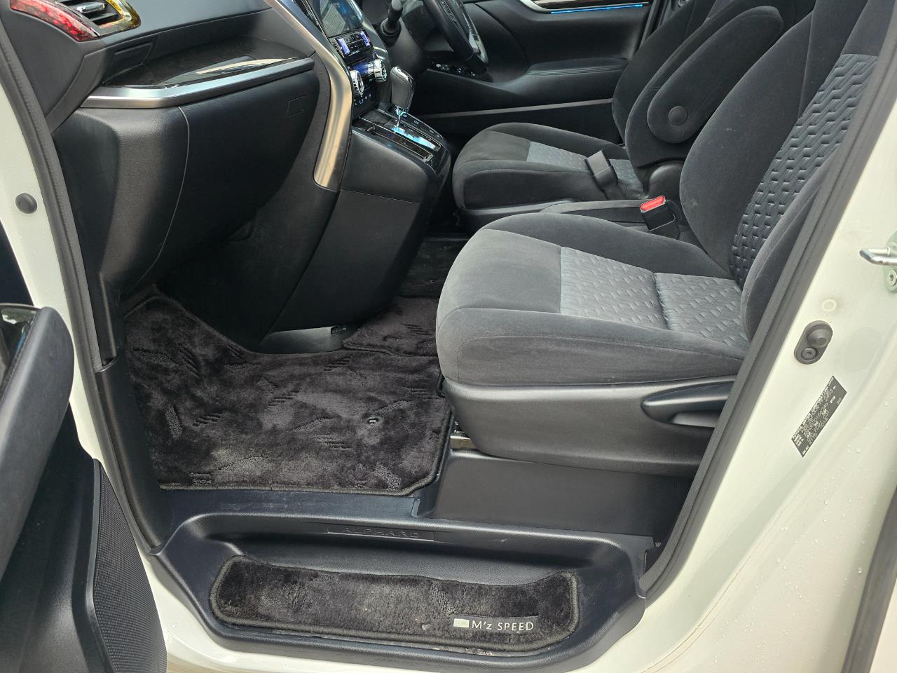 2017 Toyota ALPHARD