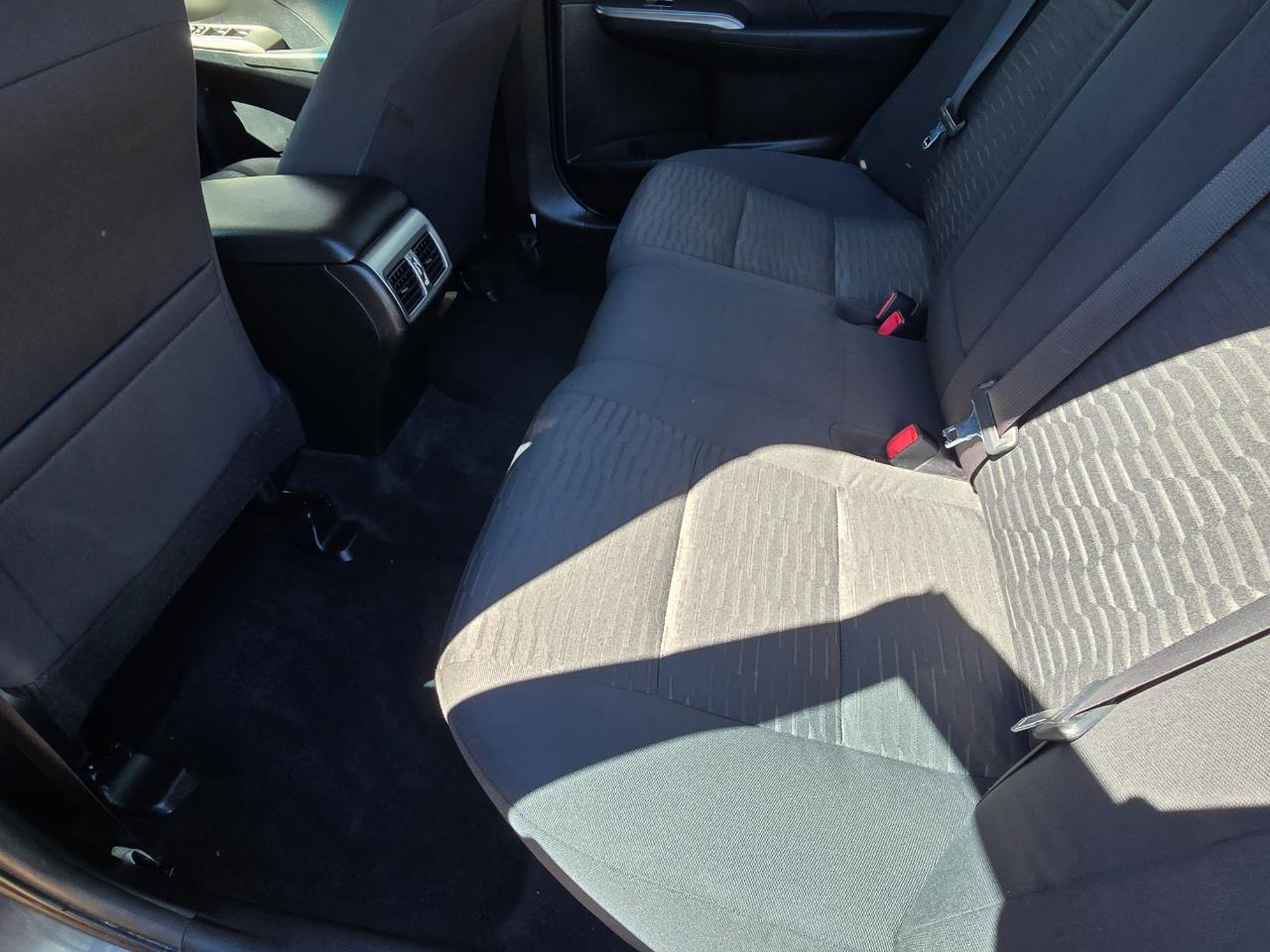 2015 Toyota AURION