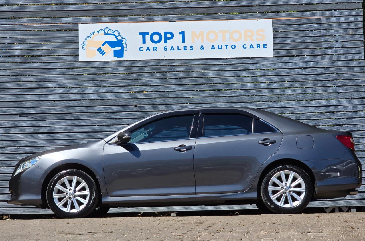 2015 Toyota AURION