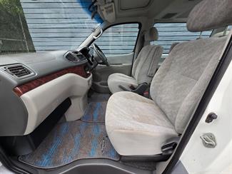 1999 Toyota HIACE - Thumbnail