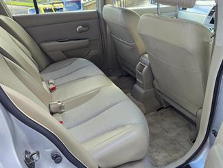 2005 NISSAN Tiida - Thumbnail