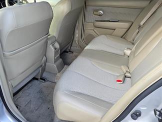 2005 NISSAN Tiida - Thumbnail