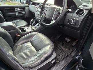 2011 Land Rover Discovery 4 - Thumbnail