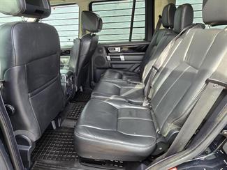 2011 Land Rover Discovery 4 - Thumbnail