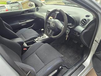 2004 Toyota caldina - Thumbnail