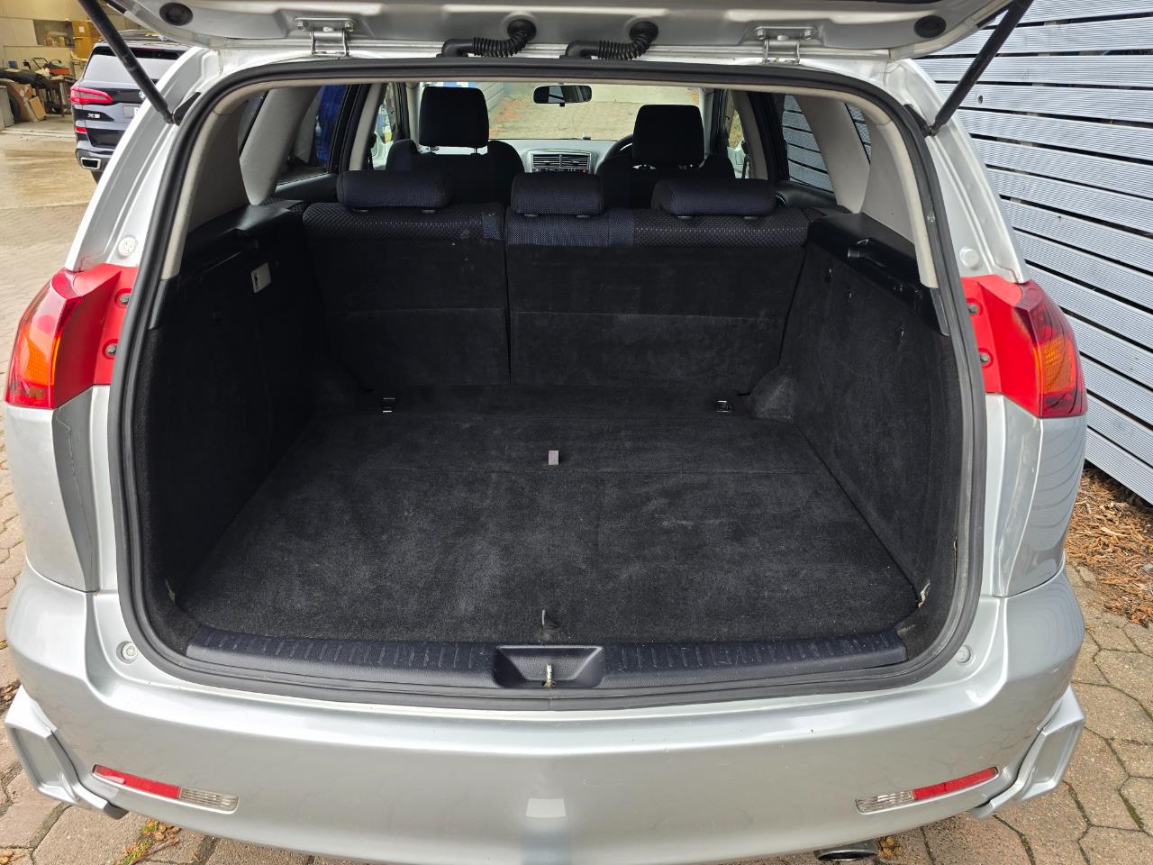 2004 Toyota caldina