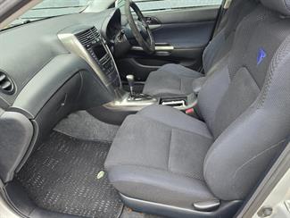 2004 Toyota caldina - Thumbnail
