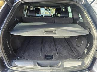 2015 Jeep Grand Cheokee Limited - Thumbnail
