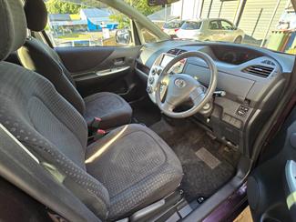 2009 Toyota Ractis - Thumbnail