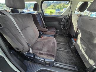 2010 Toyota vellfire - Thumbnail