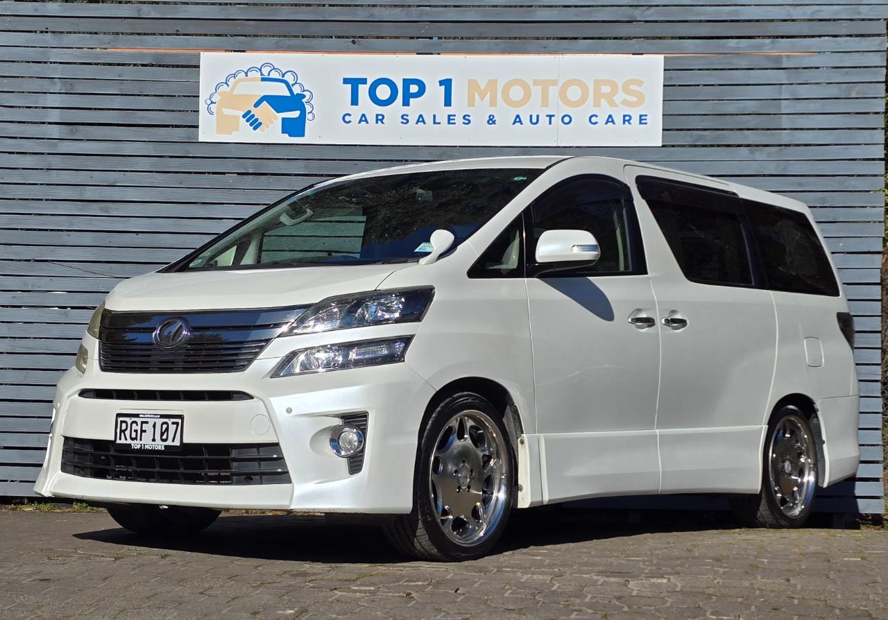 2013 Toyota vellfire