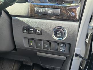 2013 Toyota vellfire - Thumbnail