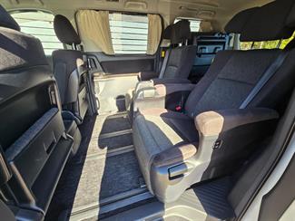 2013 Toyota vellfire - Thumbnail