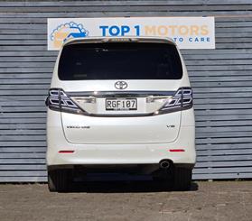 2013 Toyota vellfire - Thumbnail