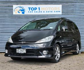 2004 Toyota Estima - Thumbnail