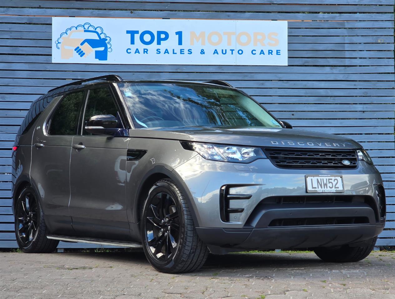 2018 Land Rover DISCOVERY