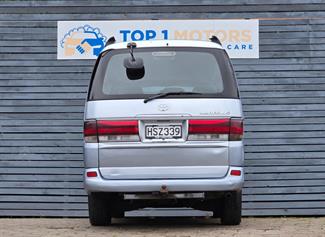 1997 Toyota HIACE - Thumbnail