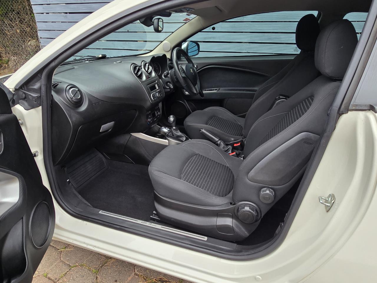 2013 Alfa Romeo Mito