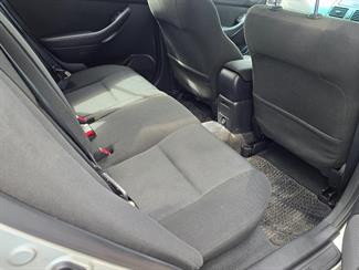 2005 Toyota AVENSIS - Thumbnail