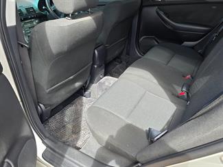 2005 Toyota AVENSIS - Thumbnail