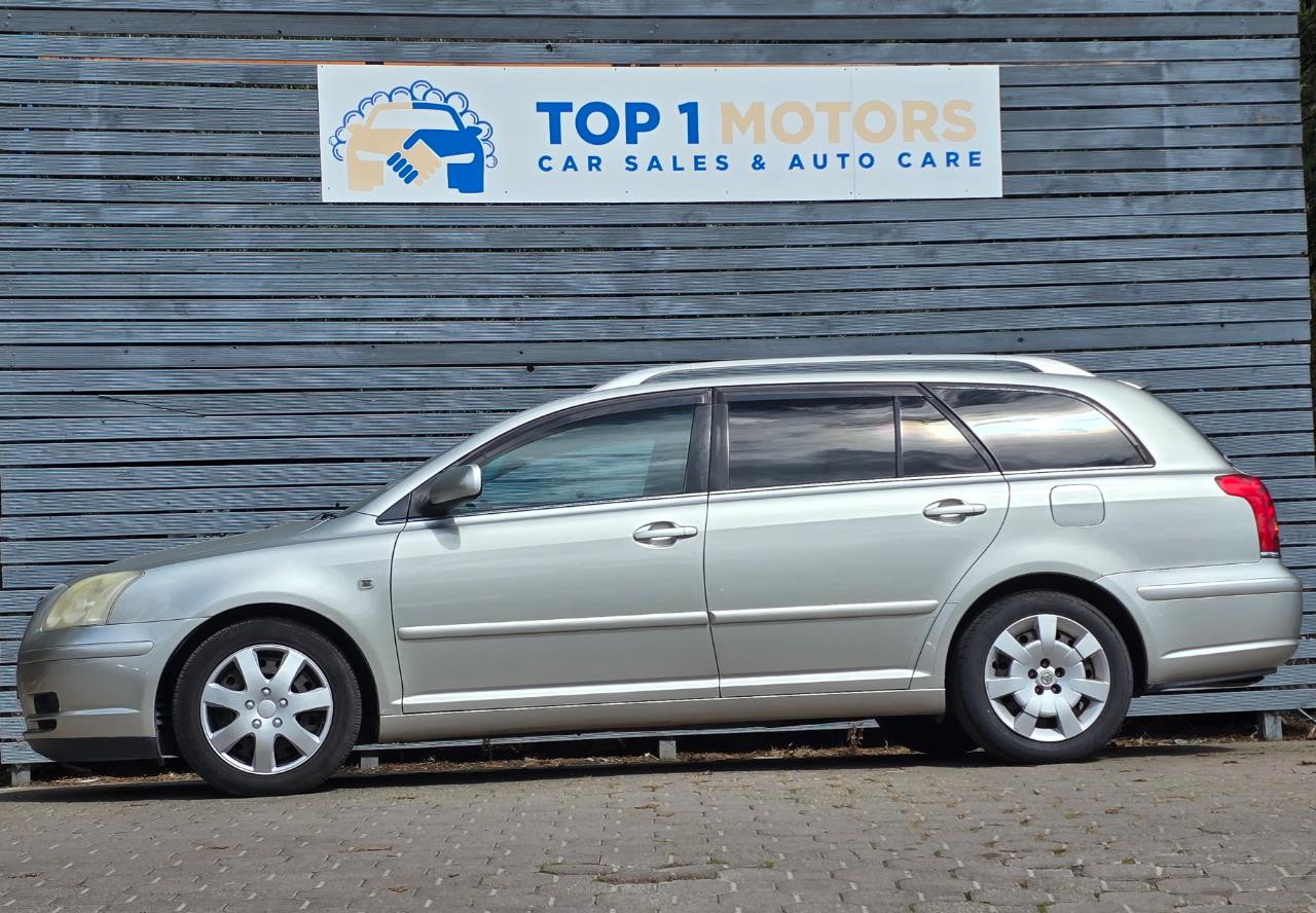 2005 Toyota AVENSIS