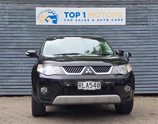 2008 Mitsubishi Outlander - Thumbnail