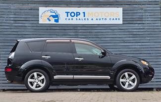 2008 Mitsubishi Outlander - Thumbnail