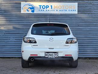 2004 Mazda AXELA - Thumbnail