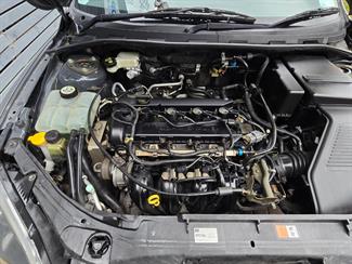 2004 Mazda AXELA - Thumbnail