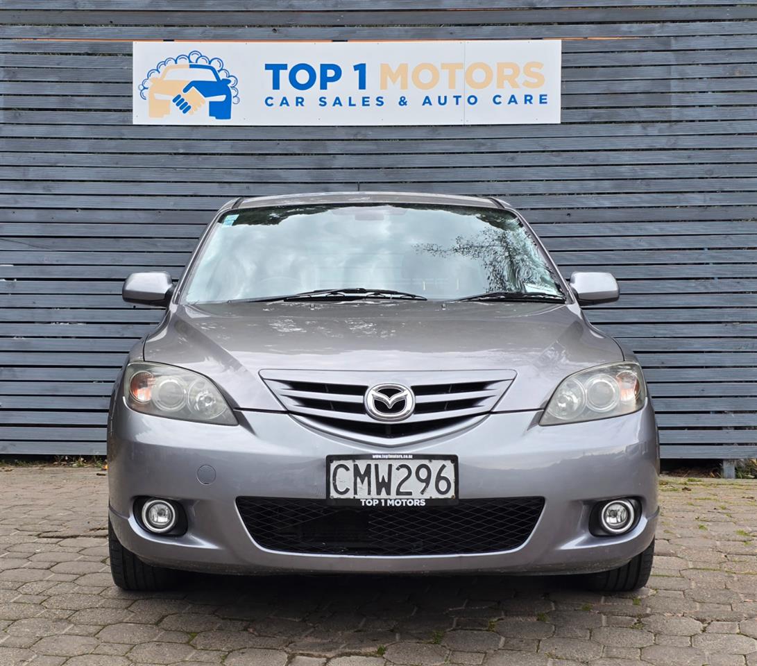 2004 Mazda AXELA