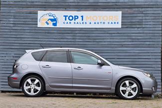 2004 Mazda AXELA - Thumbnail