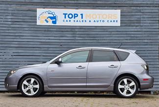 2004 Mazda AXELA - Thumbnail