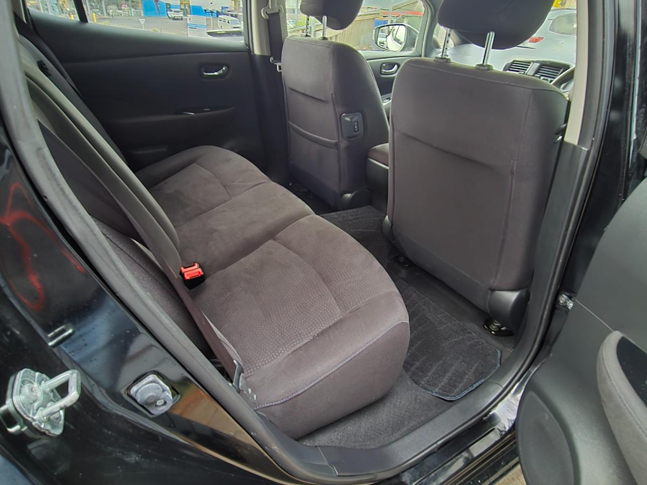 2017 Nissan LEAF
