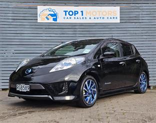 2017 Nissan LEAF - Thumbnail