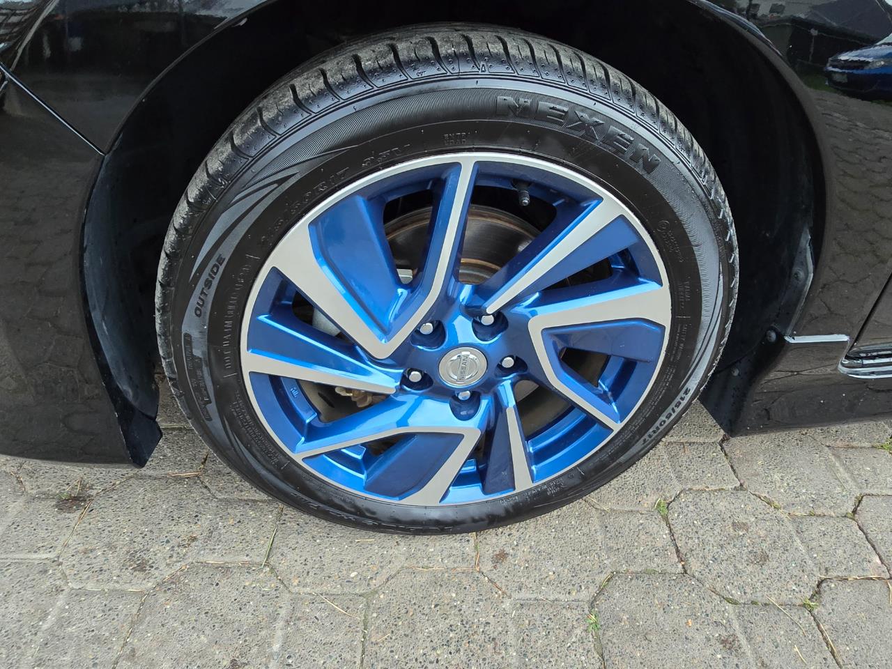 2017 Nissan LEAF